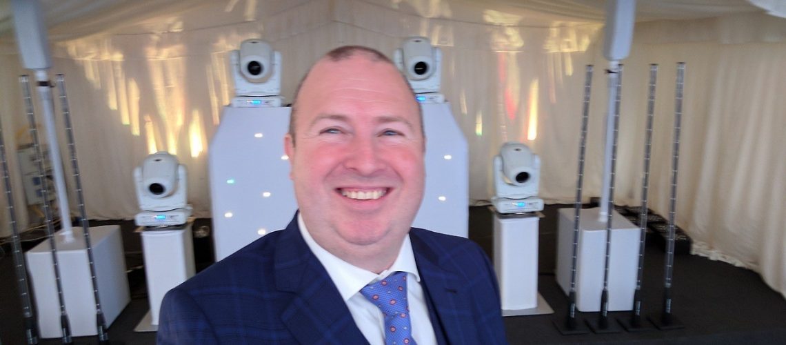 Buckinghamshire wedding DJ at Plum Park Manor in Northamptonshire